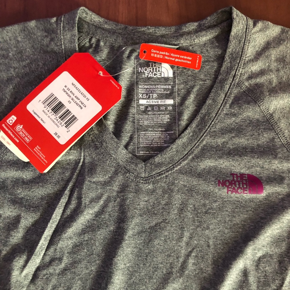 Northface v-neck short sleeve